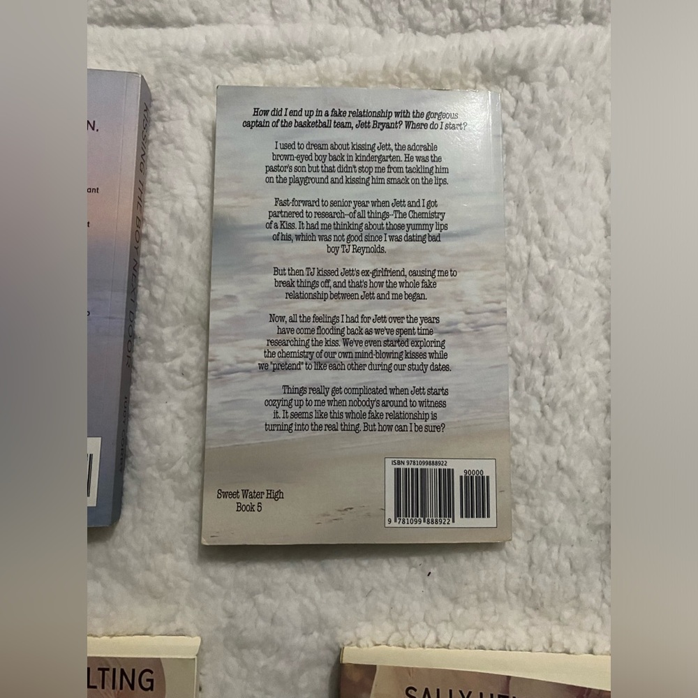 Sweet Water High Book Collection - Picture 7 of 16